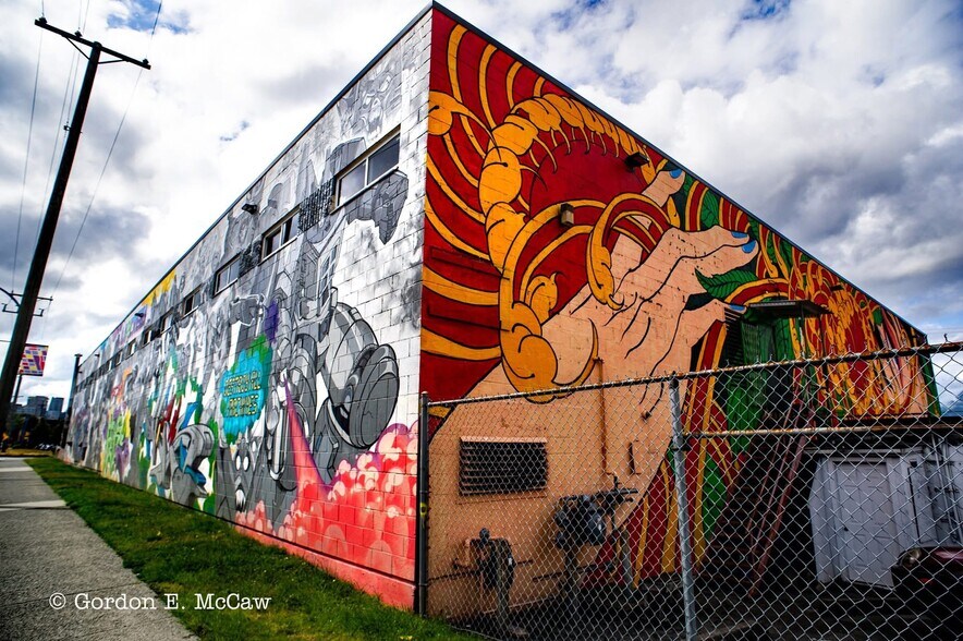 More Photos Of 876 Cordova st, Vancouver Industrial For Lease