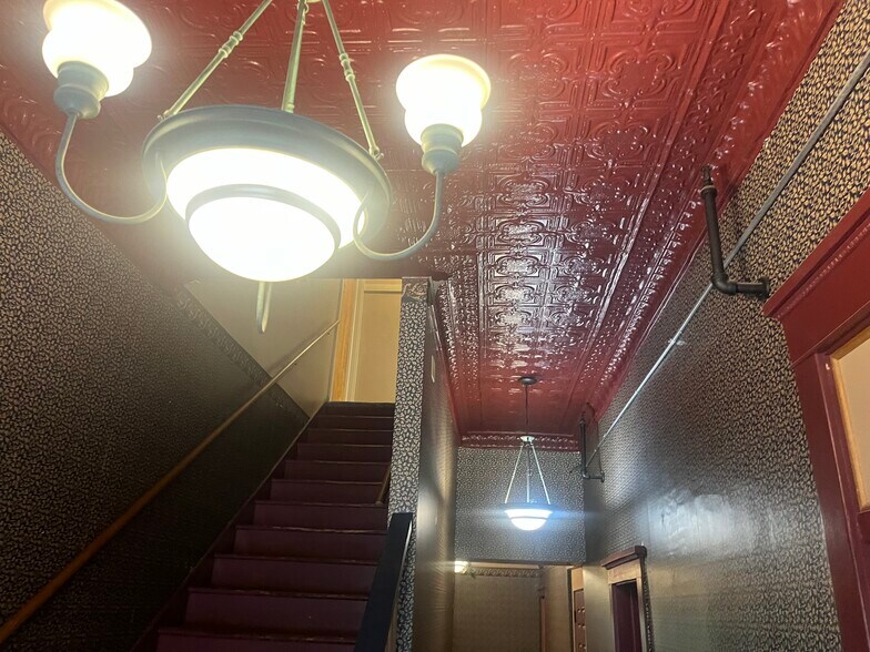 More Photos Of 213 N Main St, Poynette Storefront Retail Office For Sale