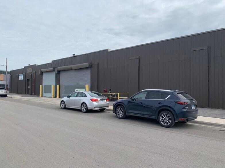 Primary Photo Of 1821 S 54th Ave, Cicero Industrial For Sale