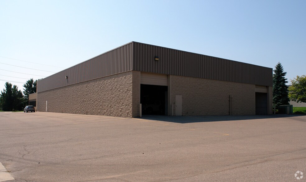 More Photos Of 42950 W Ten Mile Rd, Novi Manufacturing For Sale