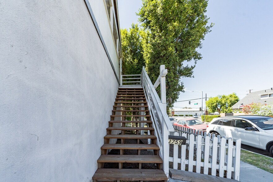 More Photos Of 3759 W 182nd St, Torrance Multifamily For Sale