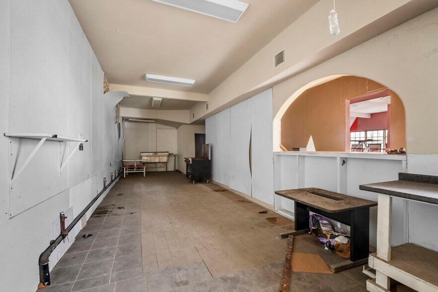 More Photos Of 125 N San Marcos, San Antonio Office Residential For Sale