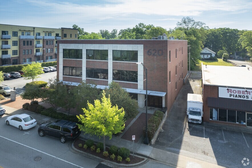 More Photos Of 620 N Main St, Greenville Office Residential For Lease