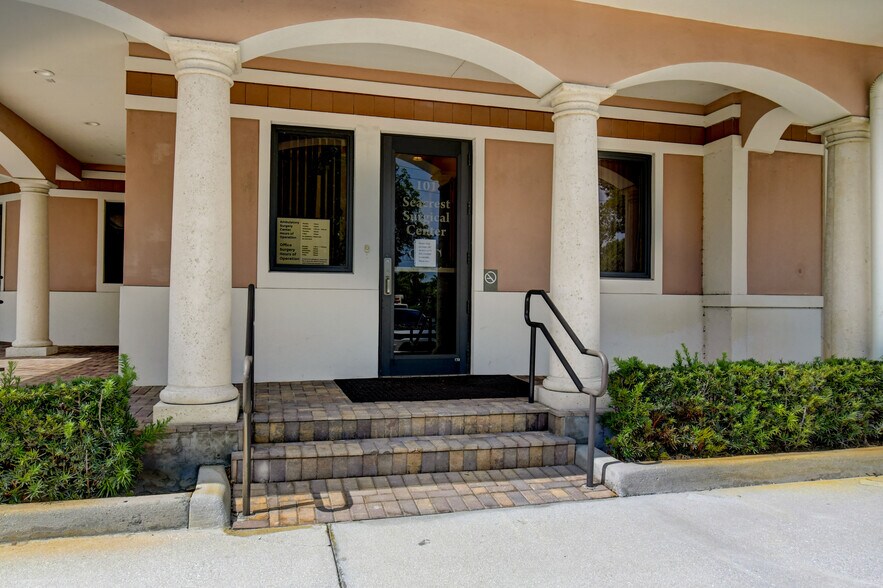 More Photos Of 2314 Seacrest Blvd, Boynton Beach Medical For Lease