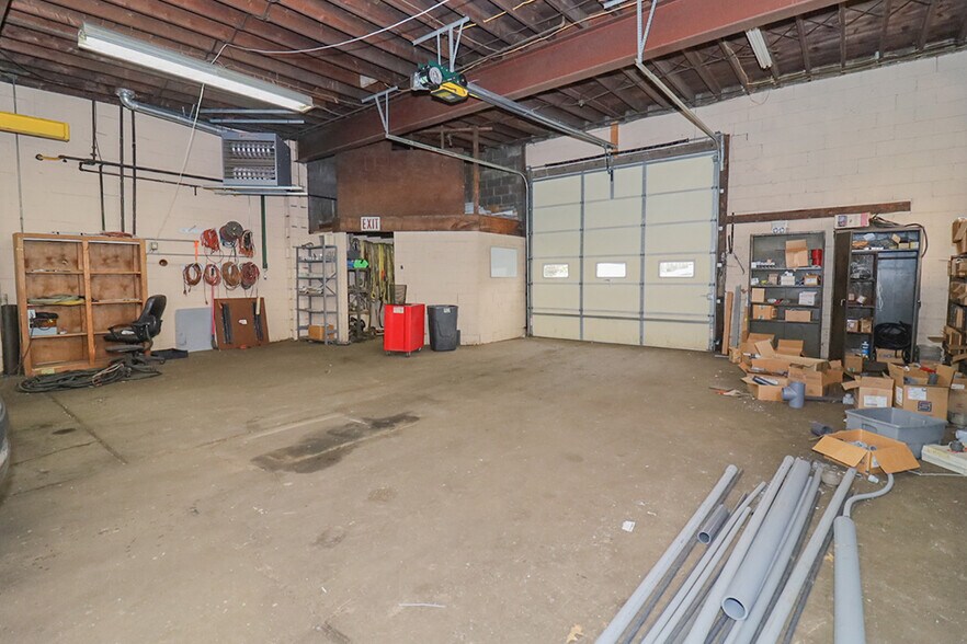 More Photos Of 704 California Ave, Rochester Industrial For Sale