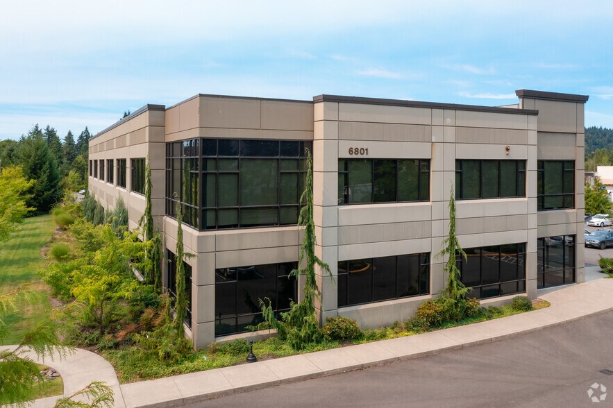 More Photos Of 6801 185th Ave NE, Redmond Flex For Lease