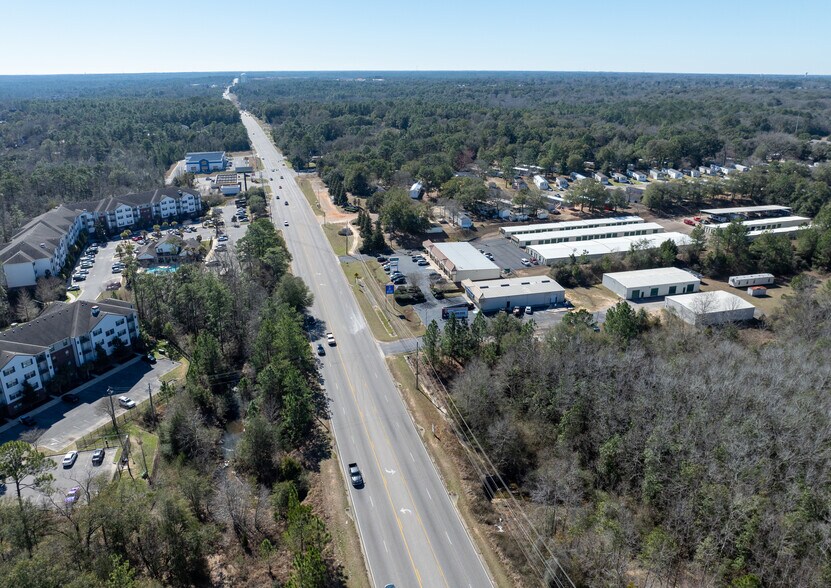 More Photos Of 1300 Schillinger Rd S, Mobile Storefront For Lease