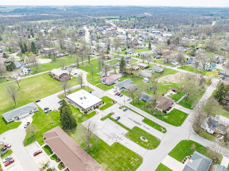 More Photos Of 201 E South St, Markle Medical For Sale