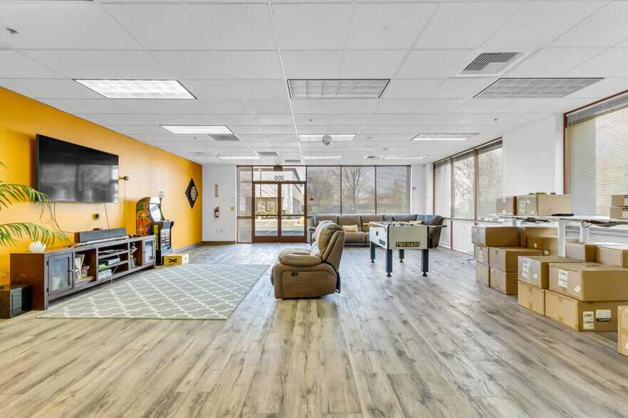 More Photos Of 2206 Plaza Dr, Rocklin Office For Sale