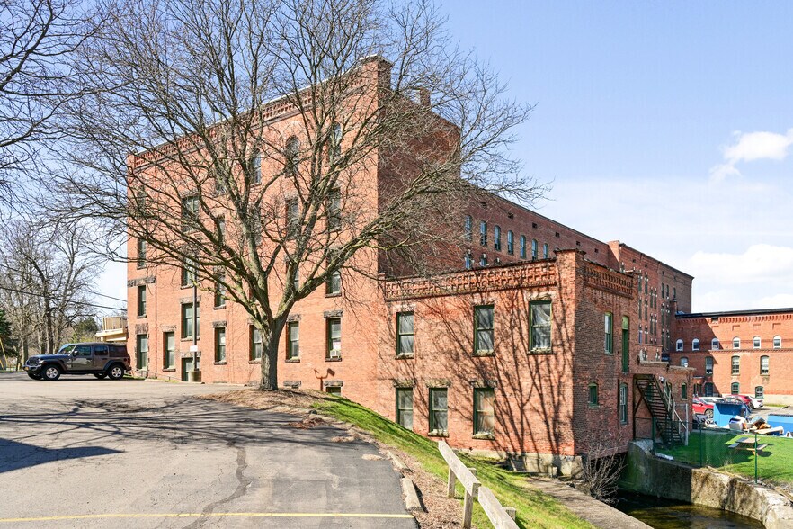 More Photos Of 7 Crane St, Clifton Springs Apartments For Lease