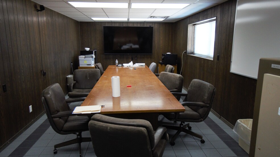 More Photos Of 207 Allison, Taylor Manufacturing For Sale