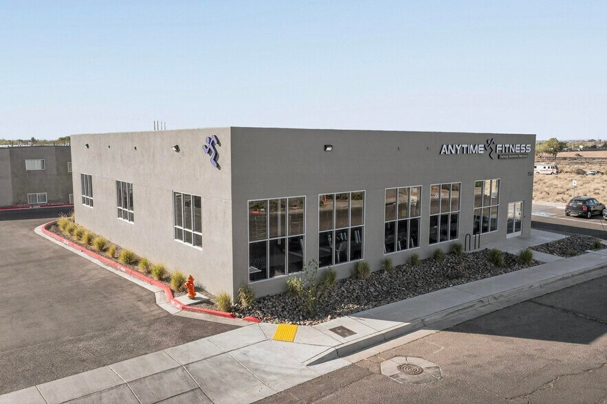 More Photos Of 9368 Valley View Dr NW, Albuquerque Apartments For Sale