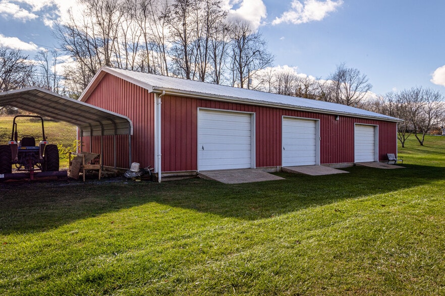 More Photos Of 8 Rainbow Ln, Waynesboro Assisted Living For Sale