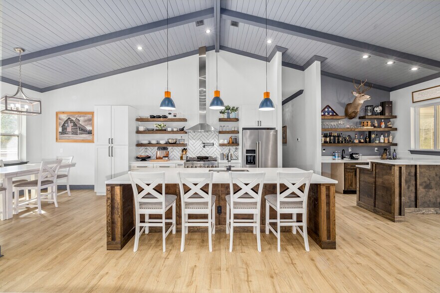 More Photos Of 6012 Long Branch Rd, Jacksonville Horse Stables For Sale