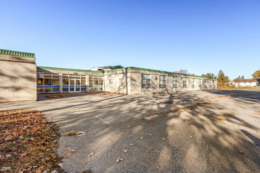 More Photos Of 2625 Draper Av, Ottawa Land For Sale