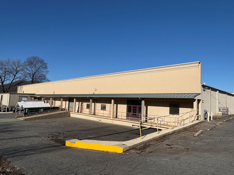 Primary Photo Of 161 Marble Mill Rd NW, Marietta Manufacturing For Lease