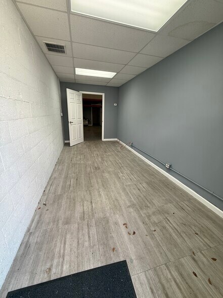 More Photos Of 1791 Blount Rd, Pompano Beach Warehouse For Sale