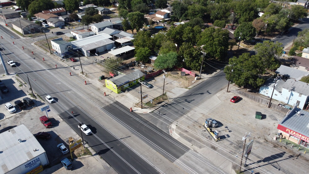 More Photos Of 3017 Pleasanton Rd, San Antonio Restaurant For Sale