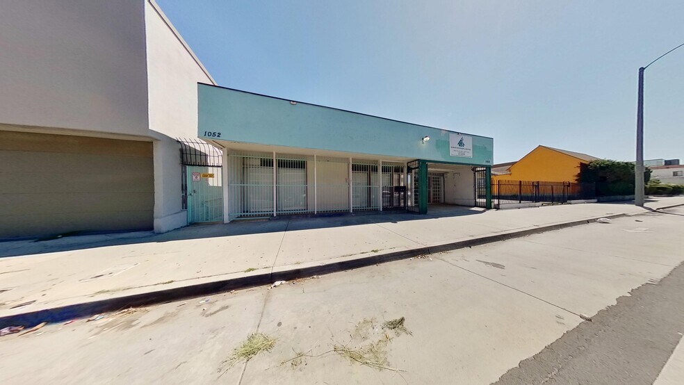 More Photos Of 1050-1052 Atlantic Ave, Long Beach Storefront For Lease