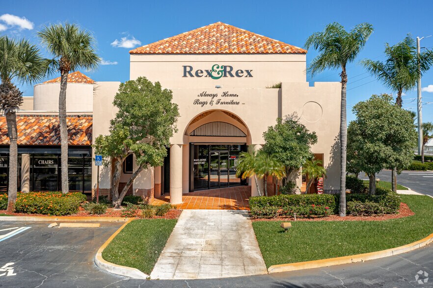 More Photos Of 309 Northlake Blvd, North Palm Beach Freestanding For Sale