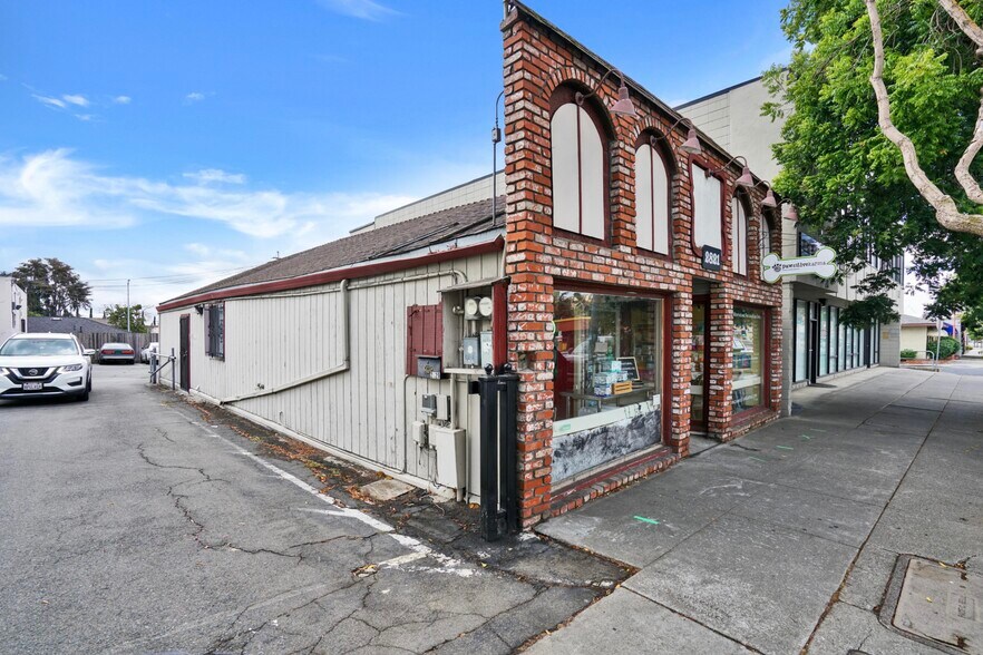 More Photos Of 2811 Castro Valley Blvd, Castro Valley Office Residential For Sale