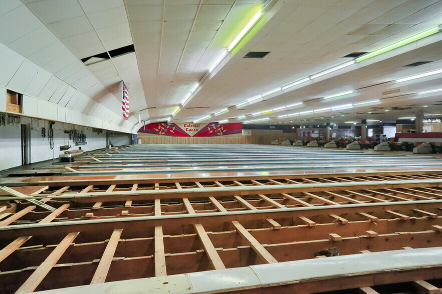 More Photos Of 3210 Wilmington Rd, New Castle Bowling Alley For Sale