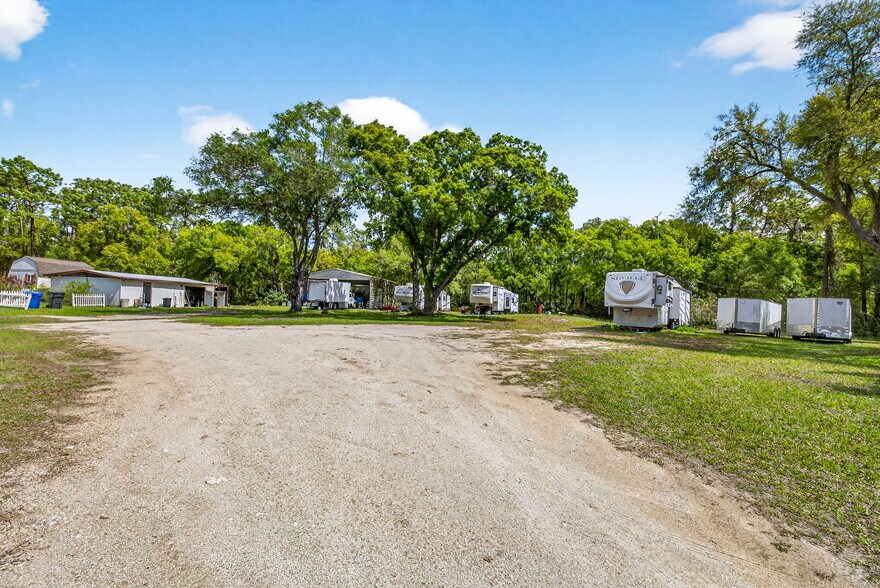 More Photos Of 3308 24th Ave SE, Ruskin Specialty For Sale