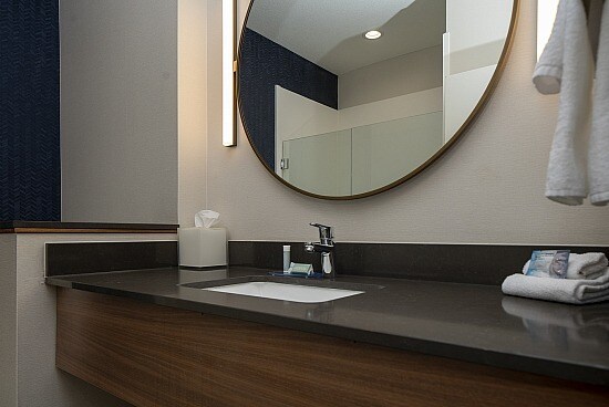 More Photos Of 6557 S Interstate 35 E, Corinth Hotel For Sale