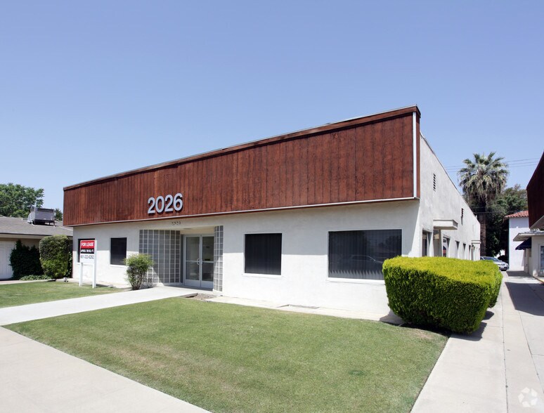 Primary Photo Of 2026 17th St, Bakersfield Medical For Lease