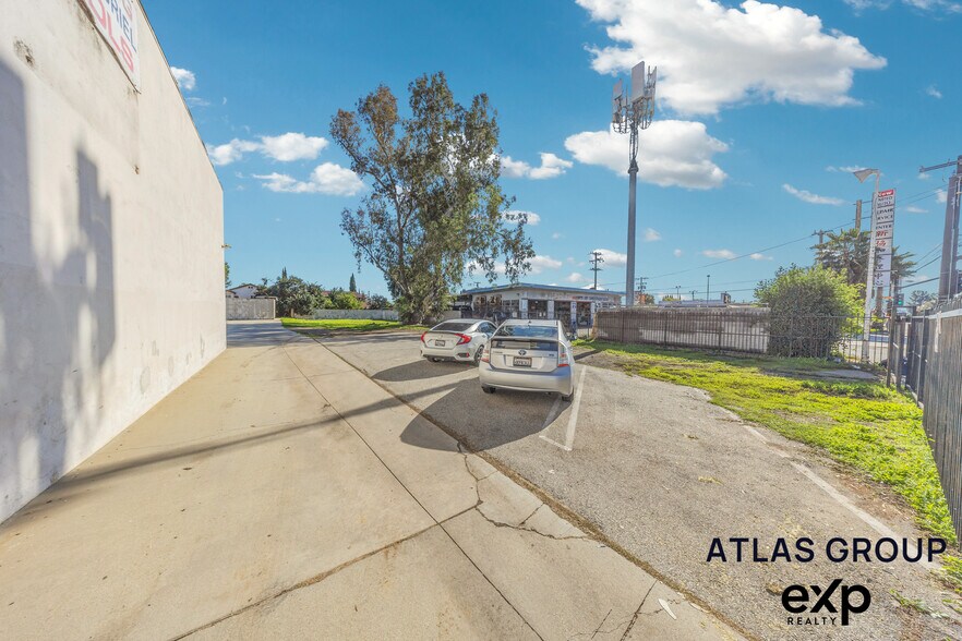 More Photos Of 1846 San Gabriel Blvd, San Gabriel General Retail For Sale