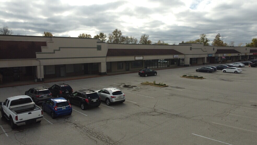 More Photos Of 12243-12305 Natural Bridge Rd, Bridgeton Unknown For Lease