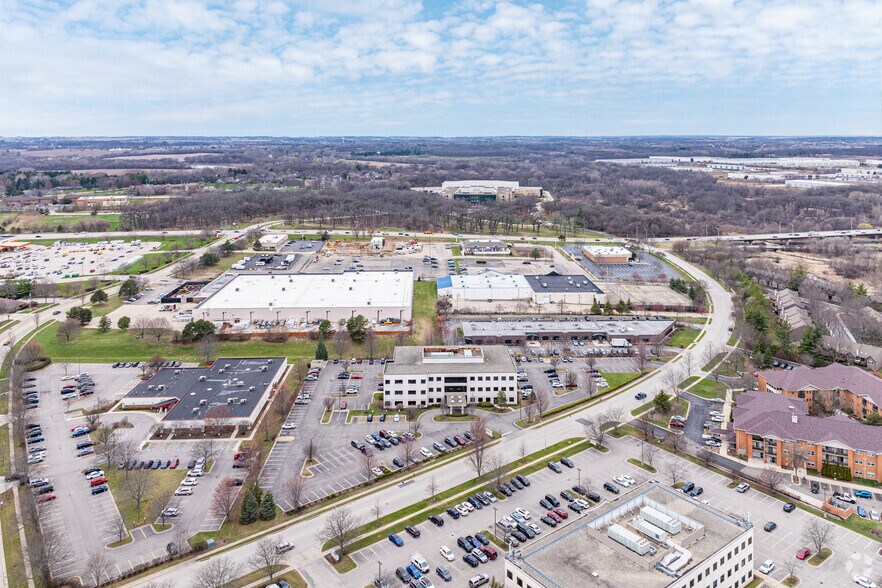 More Photos Of 750 Fletcher Dr, Elgin Medical For Lease