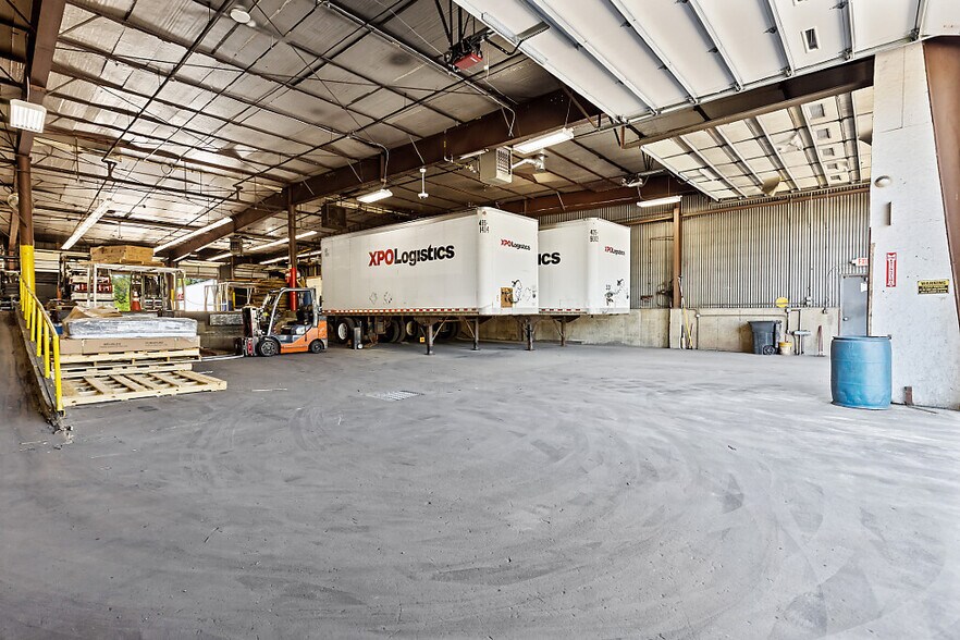More Photos Of 122 Lyons Rd, Sidney Industrial For Sale