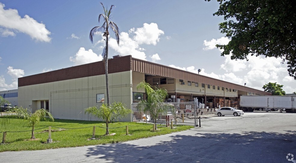 More Photos Of 1375 NW 89th Ct, Miami Refrigeration Cold Storage For Lease