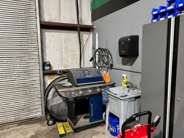 More Photos Of 85107 Commercial Park Dr, Yulee Warehouse For Lease