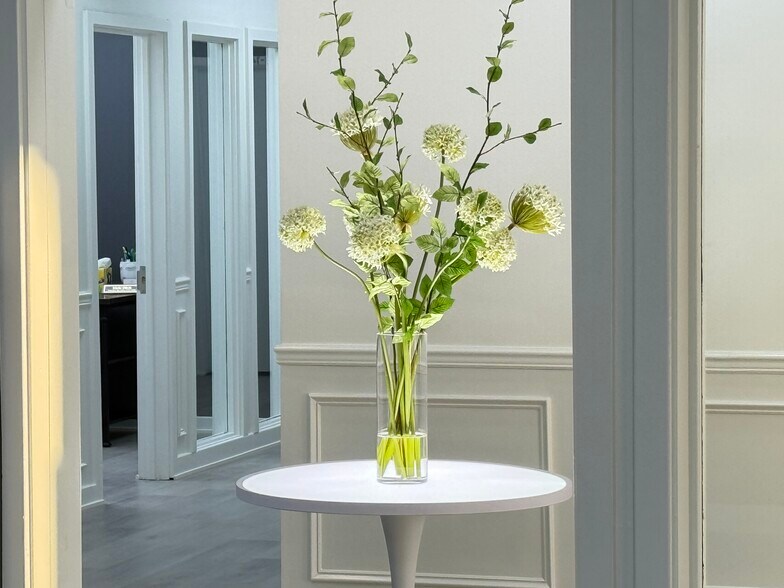 More Photos Of 20 Office Park Way, Pittsford Office For Lease