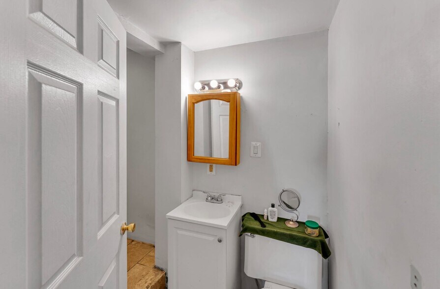 More Photos Of 91 Main St, Oneonta Apartments For Sale