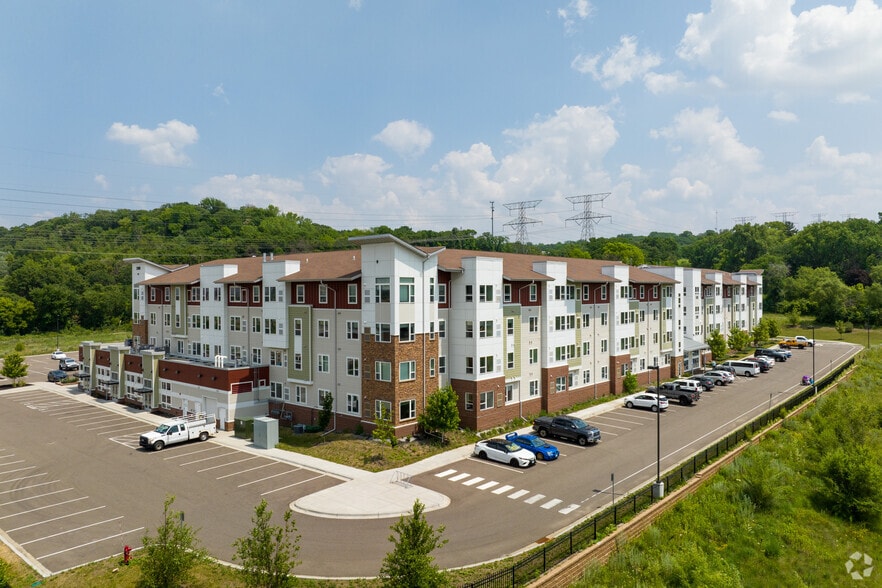 More Photos Of 2300 Hastings Ave, Newport Apartments For Lease