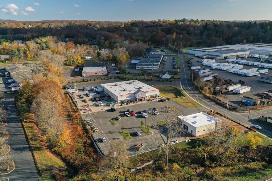 More Photos Of 800 N Colony Rd, Wallingford Freestanding For Sale