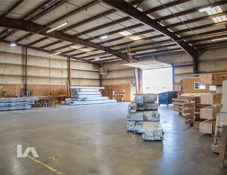 More Photos Of 1000 W Amity Rd, Boise Warehouse For Sale