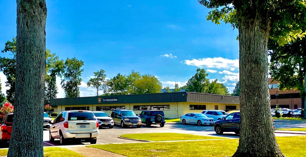 More Photos Of 610 Thimble Shoals Blvd, Newport News Unknown For Lease