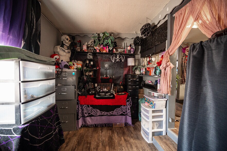 More Photos Of 5900 Cassedy Ln, Las Vegas Apartments For Sale
