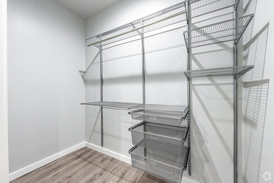 More Photos Of 747 S New Hampshire Ave, Los Angeles Apartments For Sale