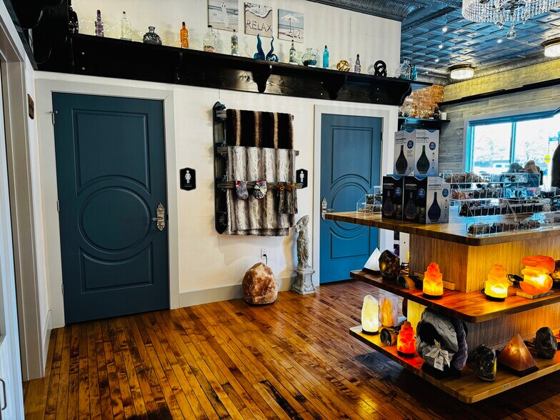 More Photos Of 1372 Main St, Palmer Freestanding For Sale