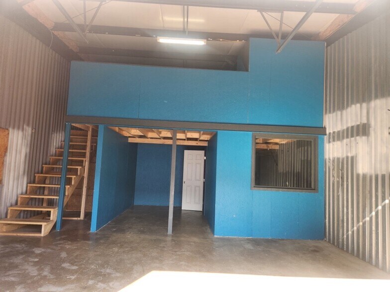 More Photos Of 8016 Hankins Industrial Park, Toano Self Storage For Lease