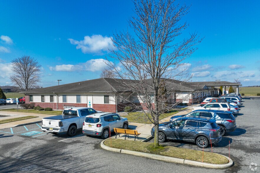 More Photos Of 525 State St, Elmer Healthcare For Sale