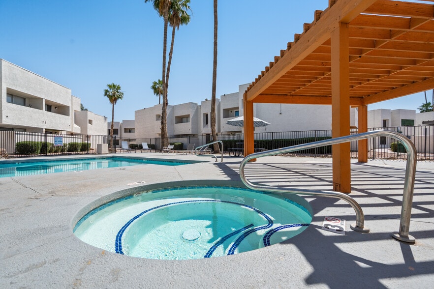 More Photos Of 4030 N 44th Ave, Phoenix Apartments For Sale