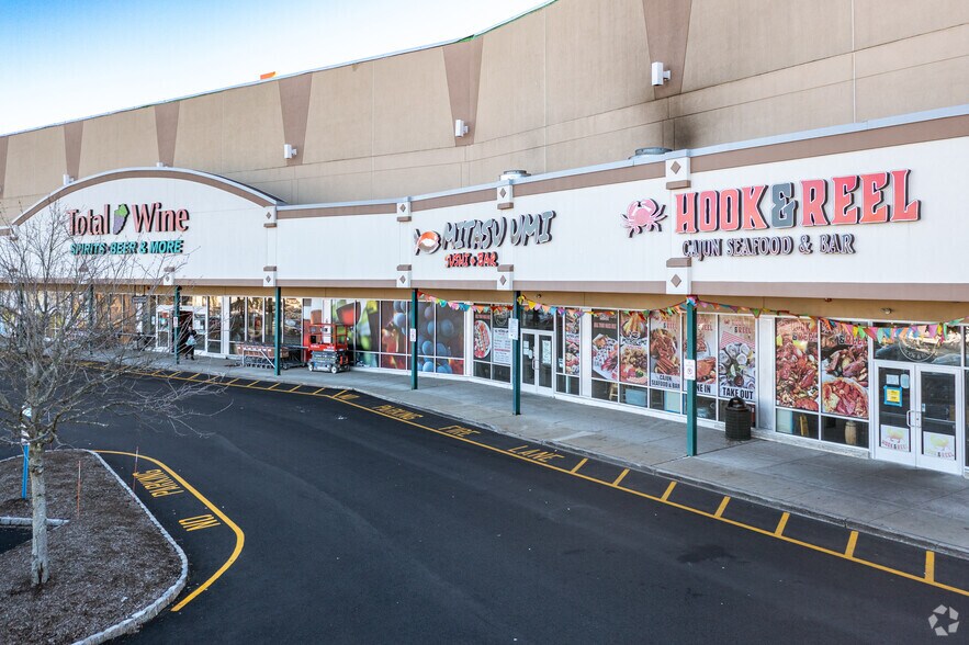 More Photos Of 495 Prospect Ave, West Orange Unknown For Lease