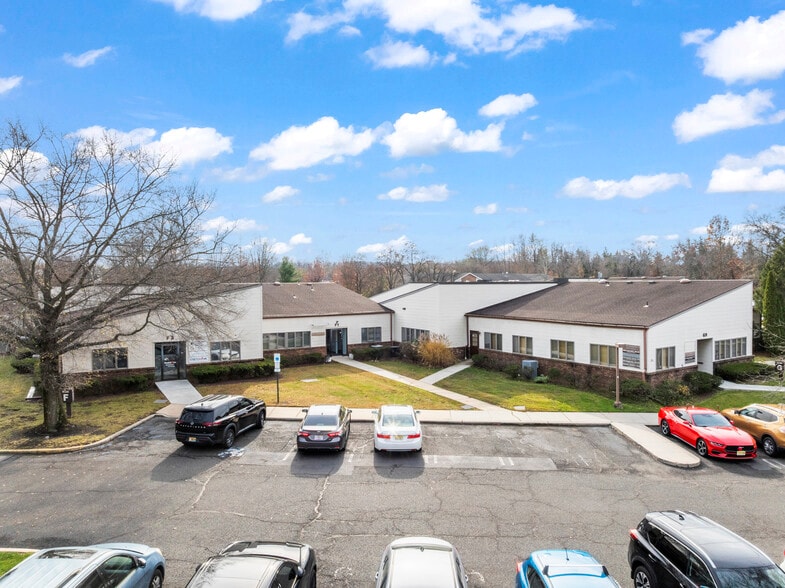 More Photos Of F1 Brier Hill Ct, East Brunswick Office For Sale