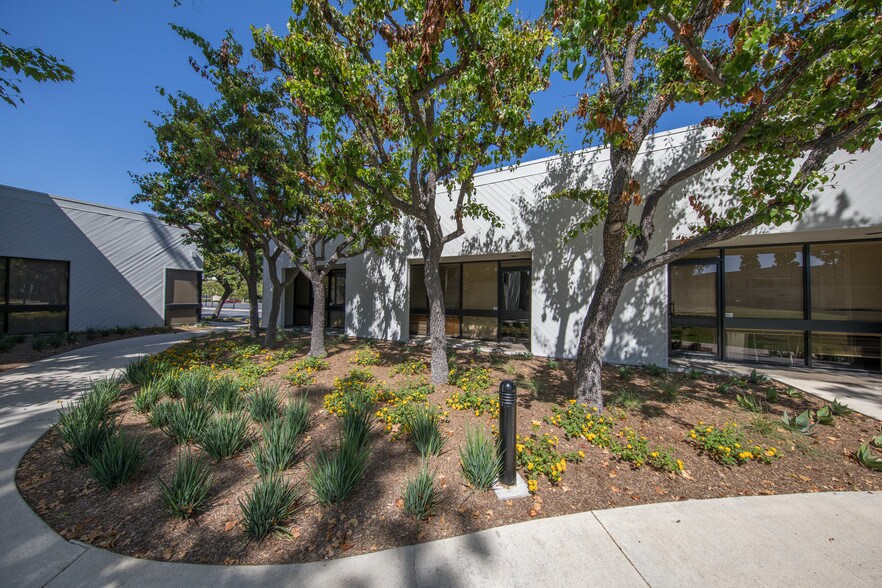 More Photos Of 17752 Sky Park Cir, Irvine Unknown For Lease